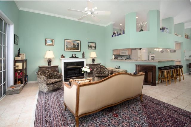 917 MICHELE CIRCLE, Dunedin, FL 34698