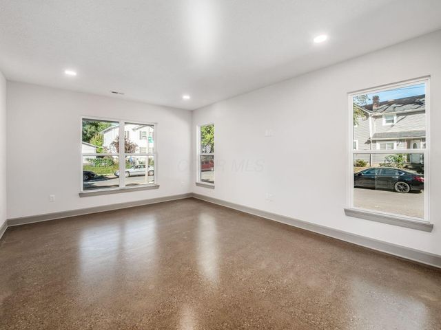 130 N Guilford Avenue, Columbus, OH 43222