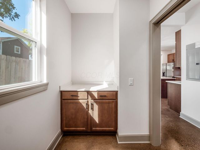 130 N Guilford Avenue, Columbus, OH 43222