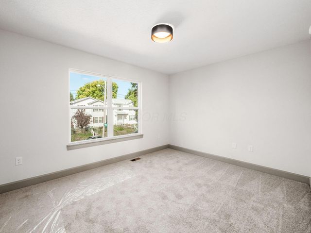 130 N Guilford Avenue, Columbus, OH 43222