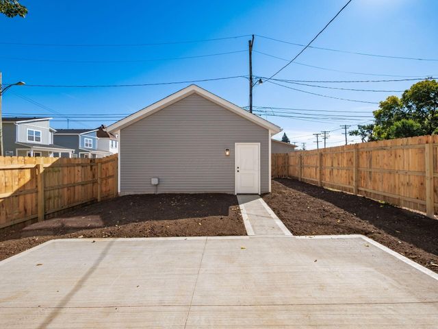 130 N Guilford Avenue, Columbus, OH 43222