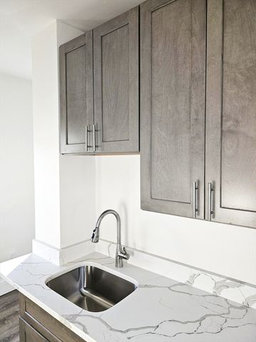 323 Chatham Street 3, Lynn, MA 01902