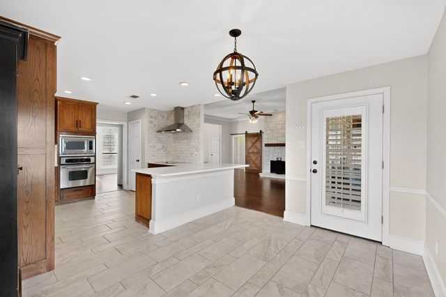 16036 University Drive, Forney, TX 75126