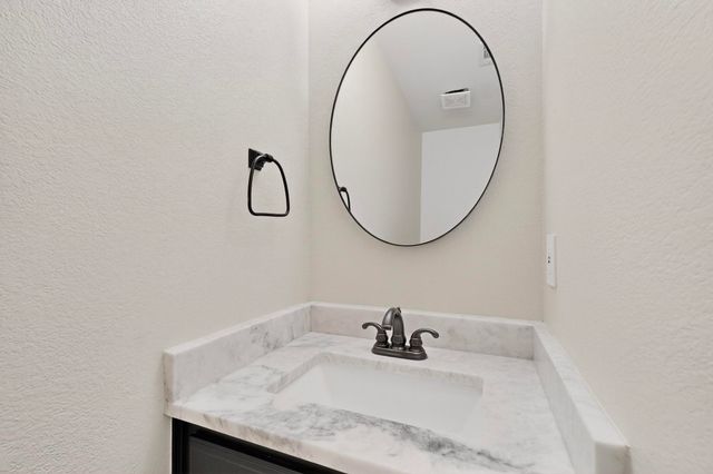 16036 University Drive, Forney, TX 75126