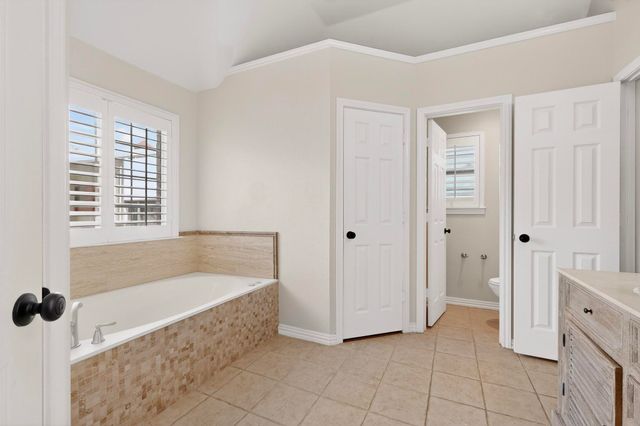 16036 University Drive, Forney, TX 75126