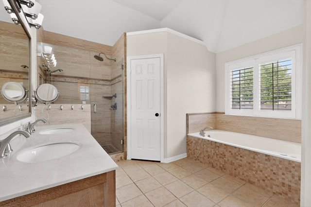 16036 University Drive, Forney, TX 75126