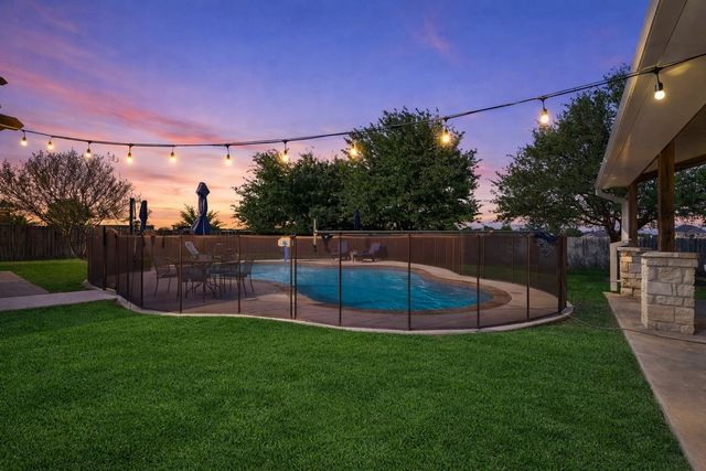 16036 University Drive, Forney, TX 75126