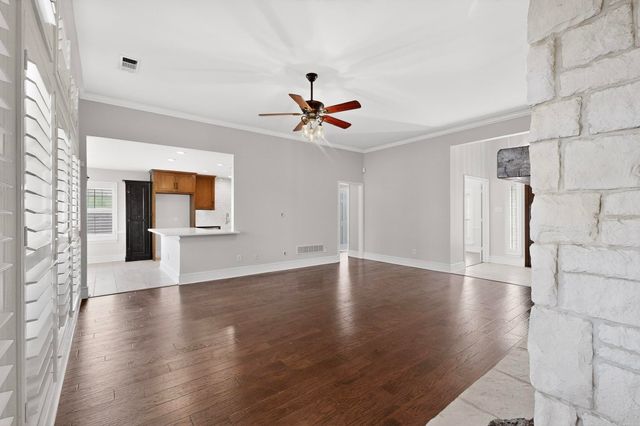 16036 University Drive, Forney, TX 75126