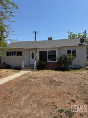 344 Oakdale Drive, Bakersfield, CA 93309