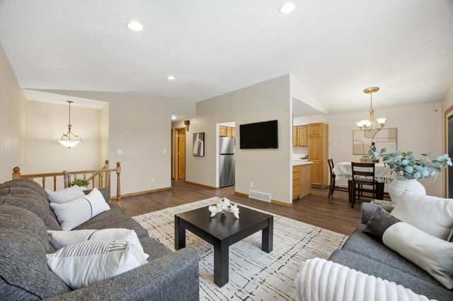 832 5th Avenue E, West Fargo, ND 58078