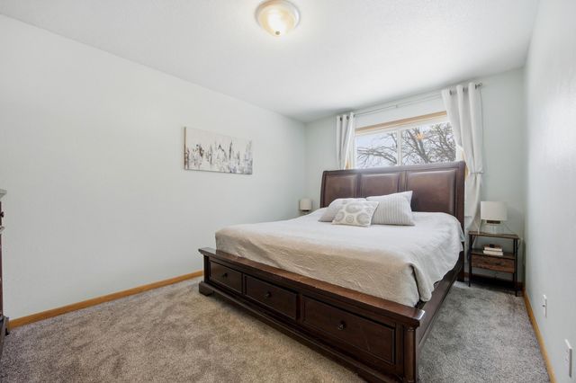 832 5th Avenue E, West Fargo, ND 58078