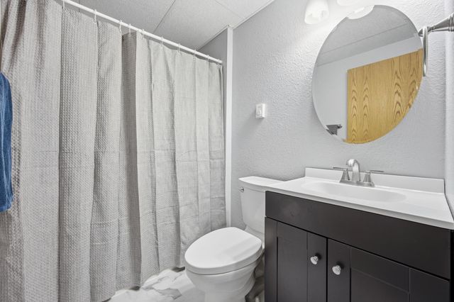 832 5th Avenue E, West Fargo, ND 58078