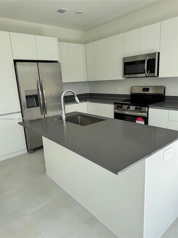 18945 SW 344th Ter, Homestead, FL 33034