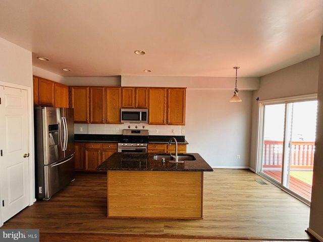 2503 WHEAT MEADOW CT, Herndon, VA 20171