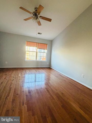 2503 WHEAT MEADOW CT, Herndon, VA 20171