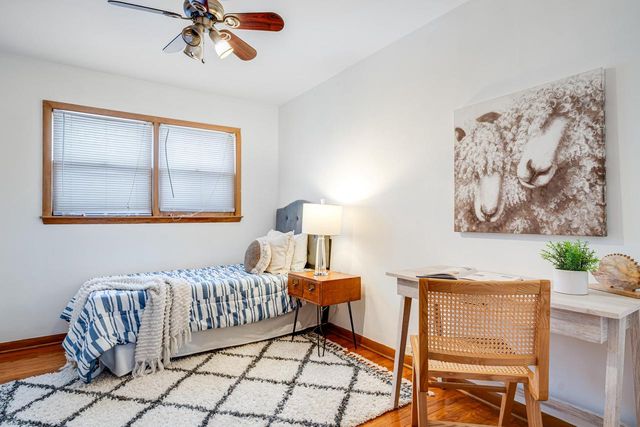 813 N Moreland BOULEVARD, Waukesha, WI 53188