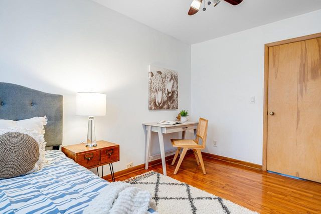 813 N Moreland BOULEVARD, Waukesha, WI 53188