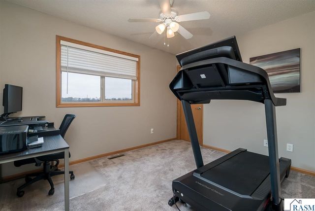 2224 Fairbanks Drive, North Mankato, MN 56003