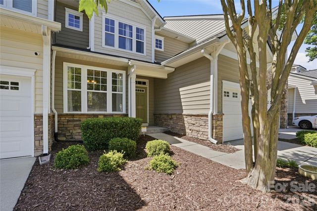 2084 Calloway Pines Drive, Tega Cay, SC 29708