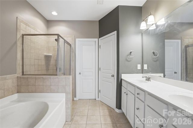 2084 Calloway Pines Drive, Tega Cay, SC 29708