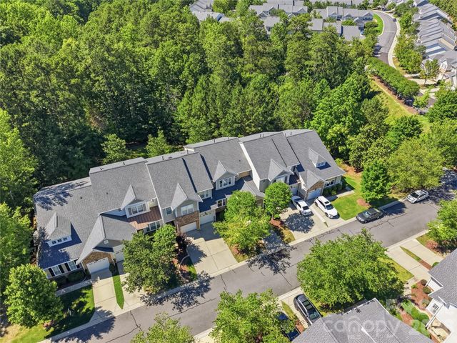 2084 Calloway Pines Drive, Tega Cay, SC 29708