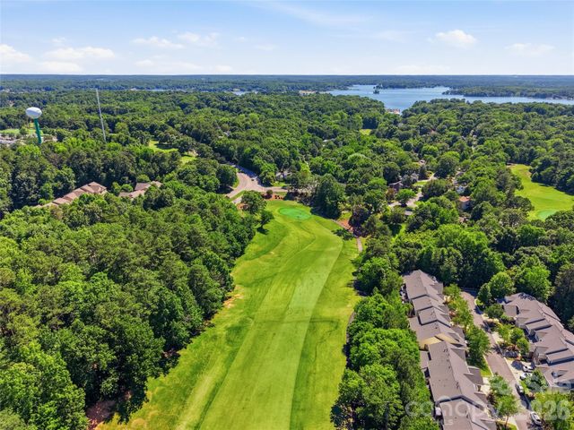 2084 Calloway Pines Drive, Tega Cay, SC 29708