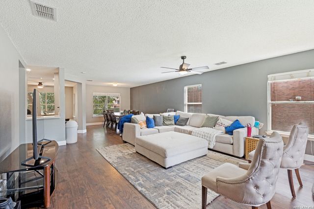 17503 SAPPHIRE RIM DR, San Antonio, TX 78232