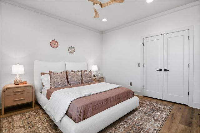 960 Thornwood Place, Centerton, AR 72713