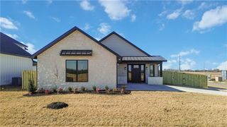 960 Thornwood Place, Centerton, AR 72713