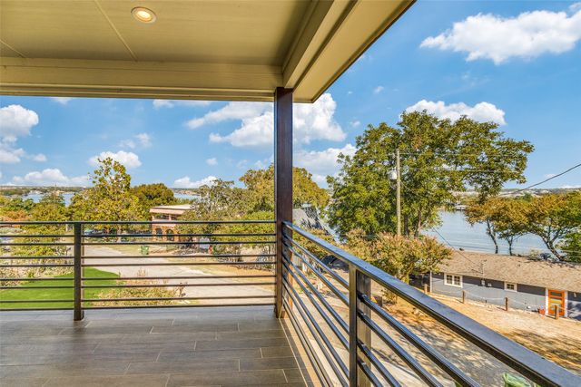 721 Rock Harbor Court, Granbury, TX 76048