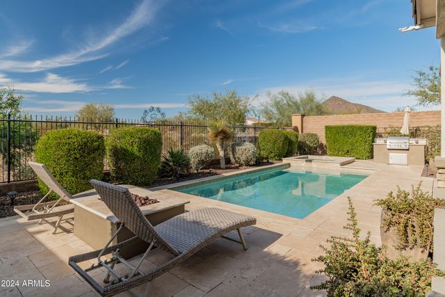 12487 W GILIA Way, Peoria, AZ 85383
