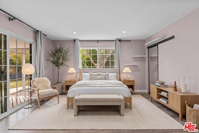 7048 Zelzah Avenue, Los Angeles, CA 91335
