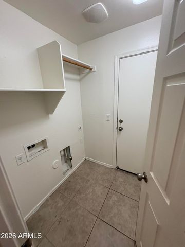 17620 W LUNDBERG Street, Surprise, AZ 85388