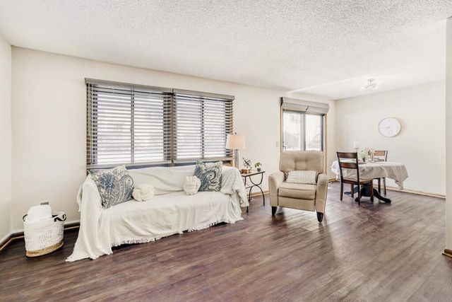 8787 Maplebrook Parkway N, Brooklyn Park, MN 55445