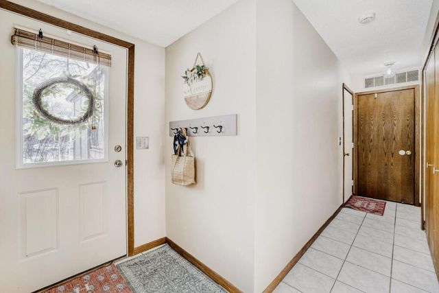 8787 Maplebrook Parkway N, Brooklyn Park, MN 55445