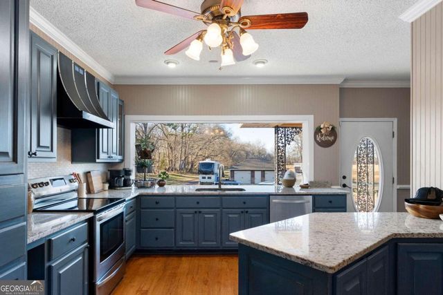 2300 Frettiesburg Drive, Rockmart, GA 30153