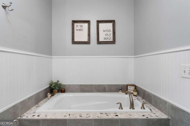 2300 Frettiesburg Drive, Rockmart, GA 30153