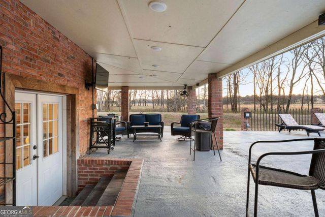 2300 Frettiesburg Drive, Rockmart, GA 30153