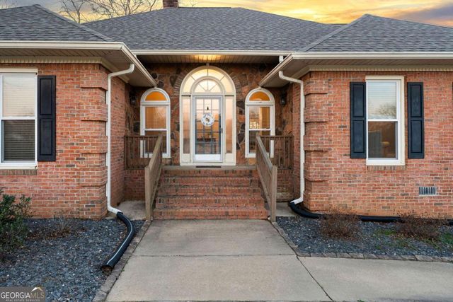 2300 Frettiesburg Drive, Rockmart, GA 30153