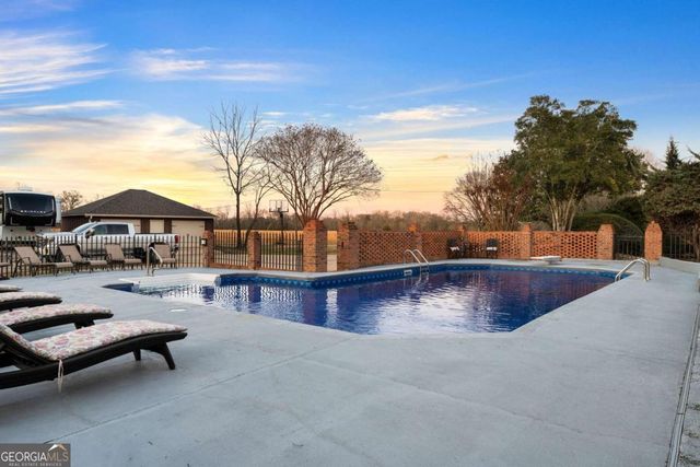 2300 Frettiesburg Drive, Rockmart, GA 30153