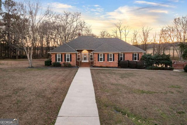 2300 Frettiesburg Drive, Rockmart, GA 30153