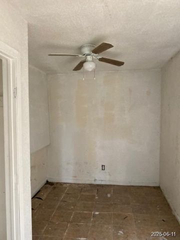 6605 Hogue Street, Houston, TX 77087