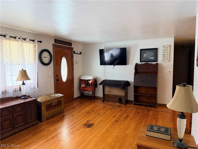 138 East Cedar Street, Jefferson, OH 44047