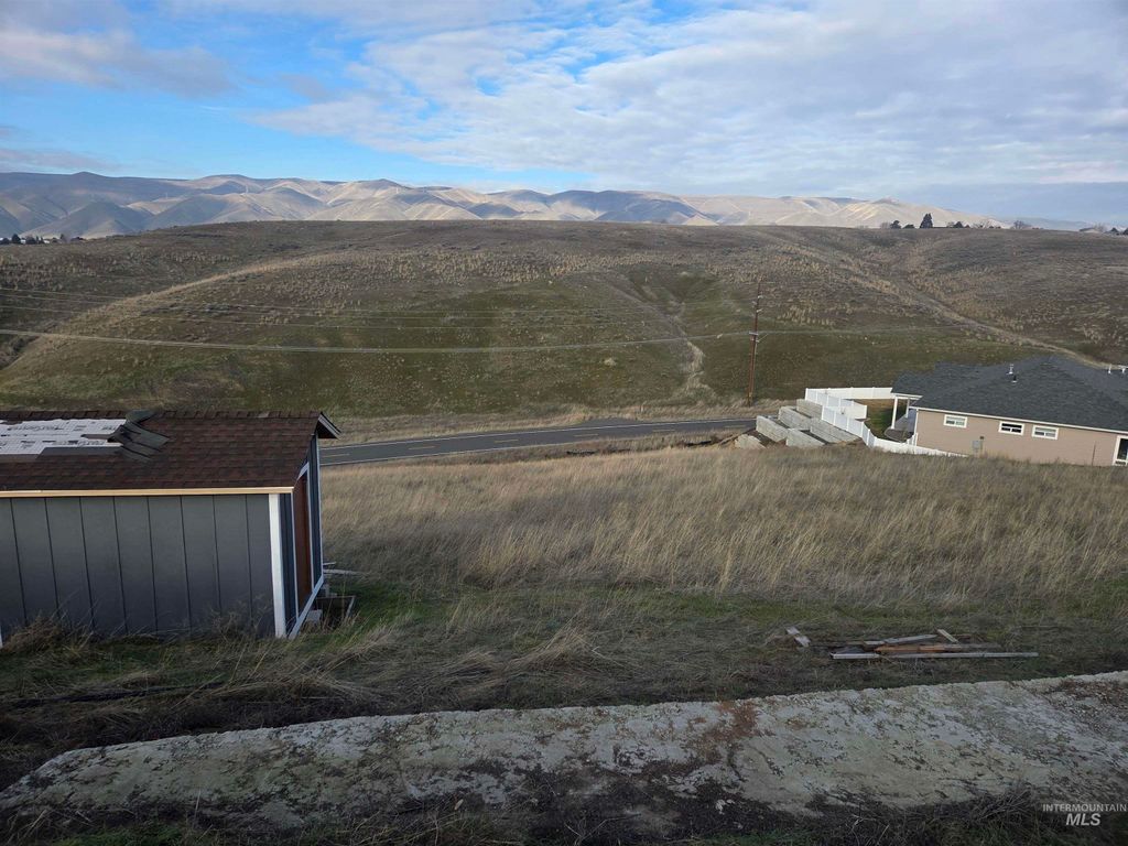 2217 Deer Pointe Dr, Clarkston, WA 99403 photo 3