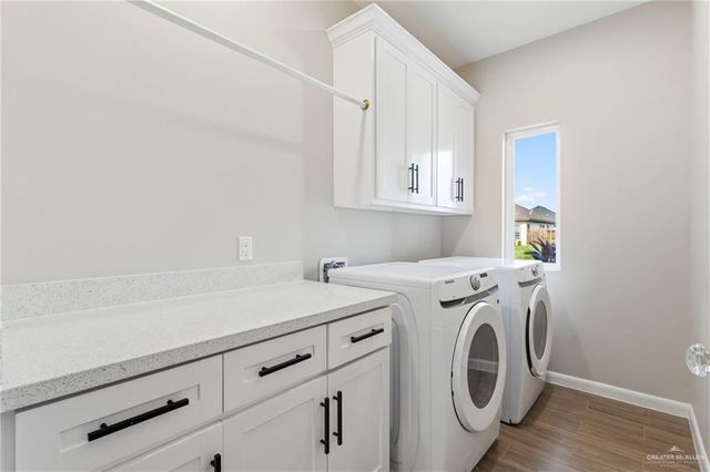 5933 N Rayo Del Sol Street, Edinburg, TX 78542