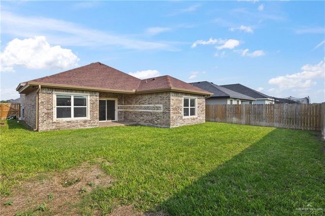 5933 N Rayo Del Sol Street, Edinburg, TX 78542