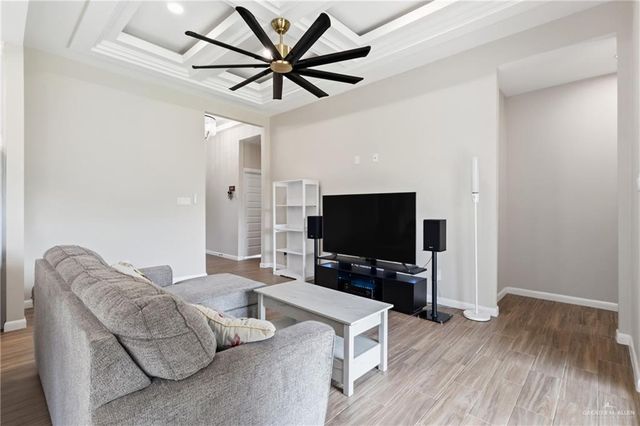 5933 N Rayo Del Sol Street, Edinburg, TX 78542