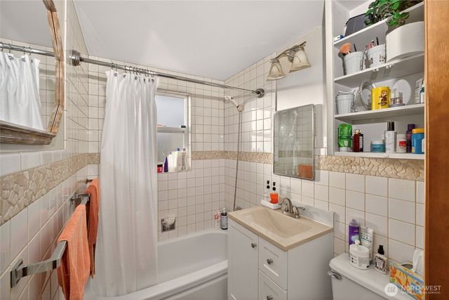 2775 4th Street SE, East Wenatchee, WA 98802