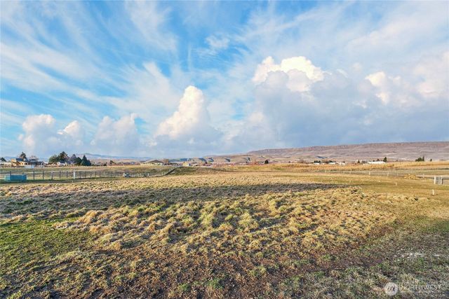 2775 4th Street SE, East Wenatchee, WA 98802