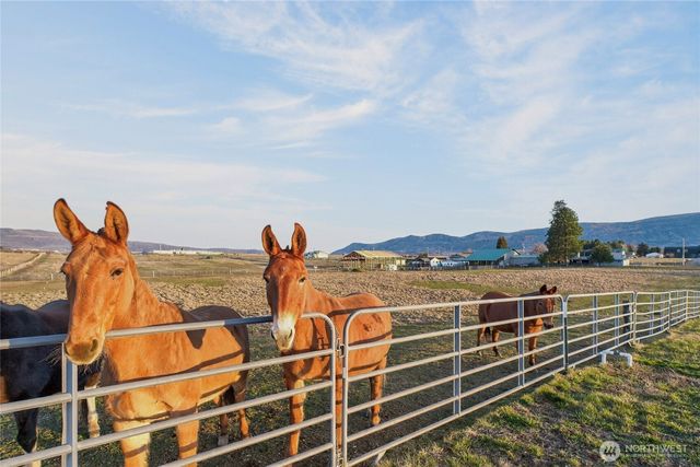 2775 4th Street SE, East Wenatchee, WA 98802